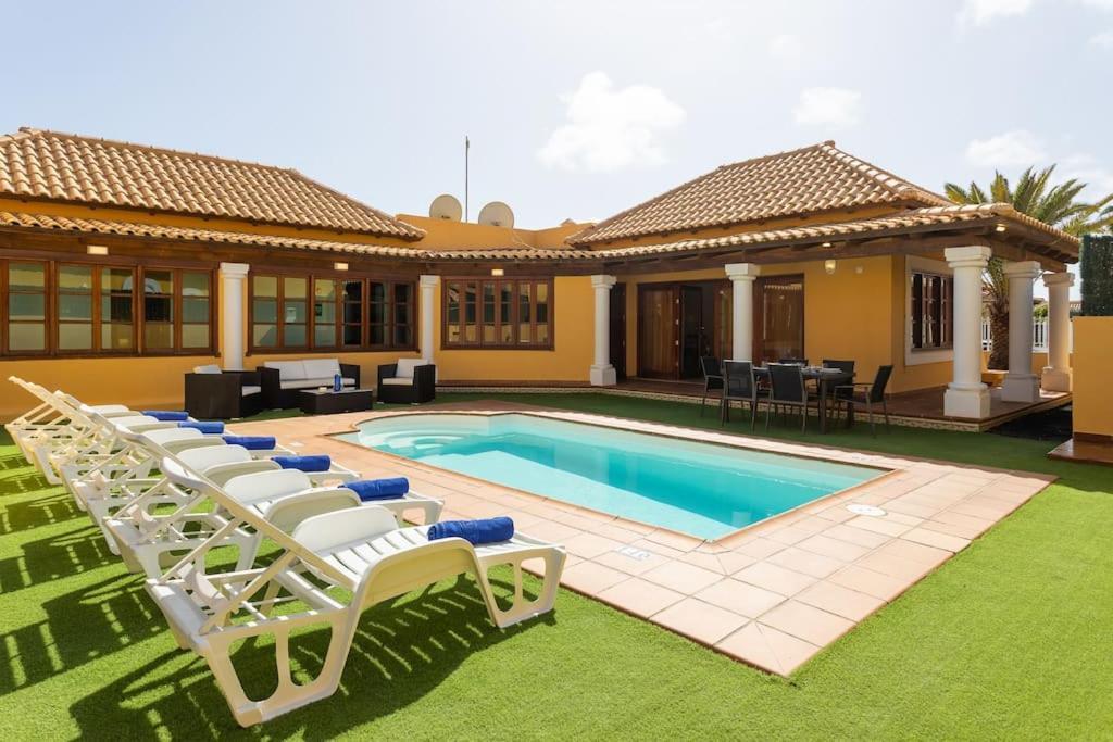 Villa Helen - Heated Pool Wifi Smarttv Barbecue Corralejo Eksteriør billede
